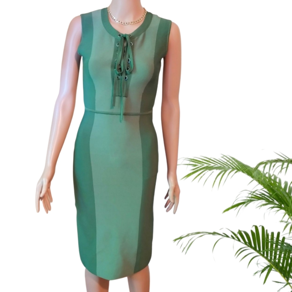 BCBG MAXAZRIA BODYCON MIDI DRESS Size (S)